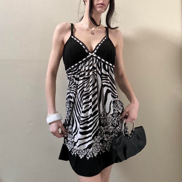 Studio Donatello Dresses & Skirts - Boho zebra mini dress
